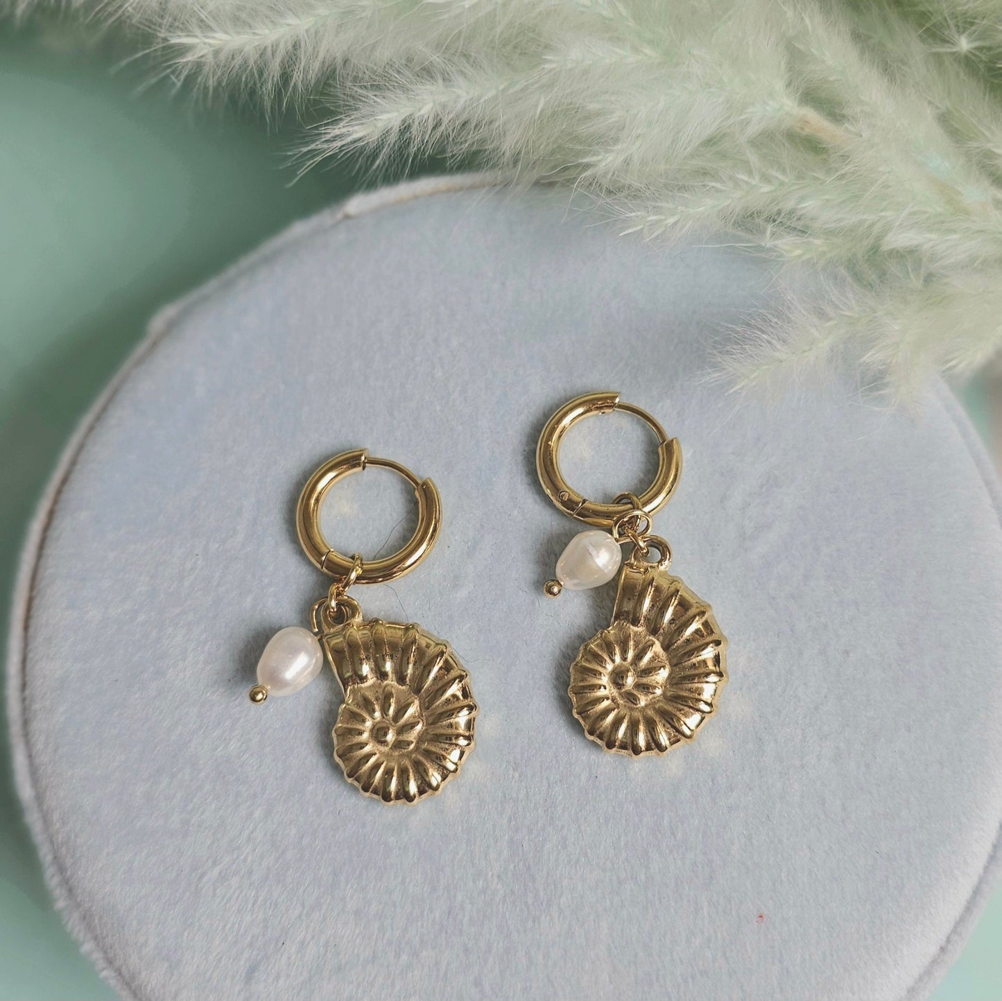 Caracol earrings