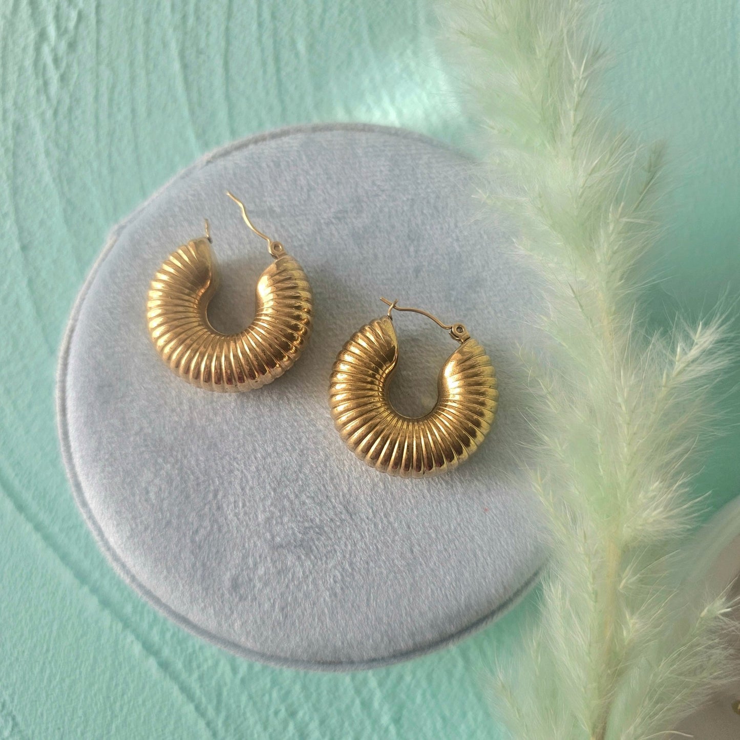 Chunky earrings