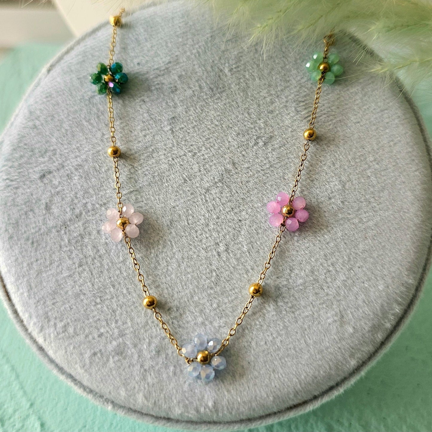 Garden necklace