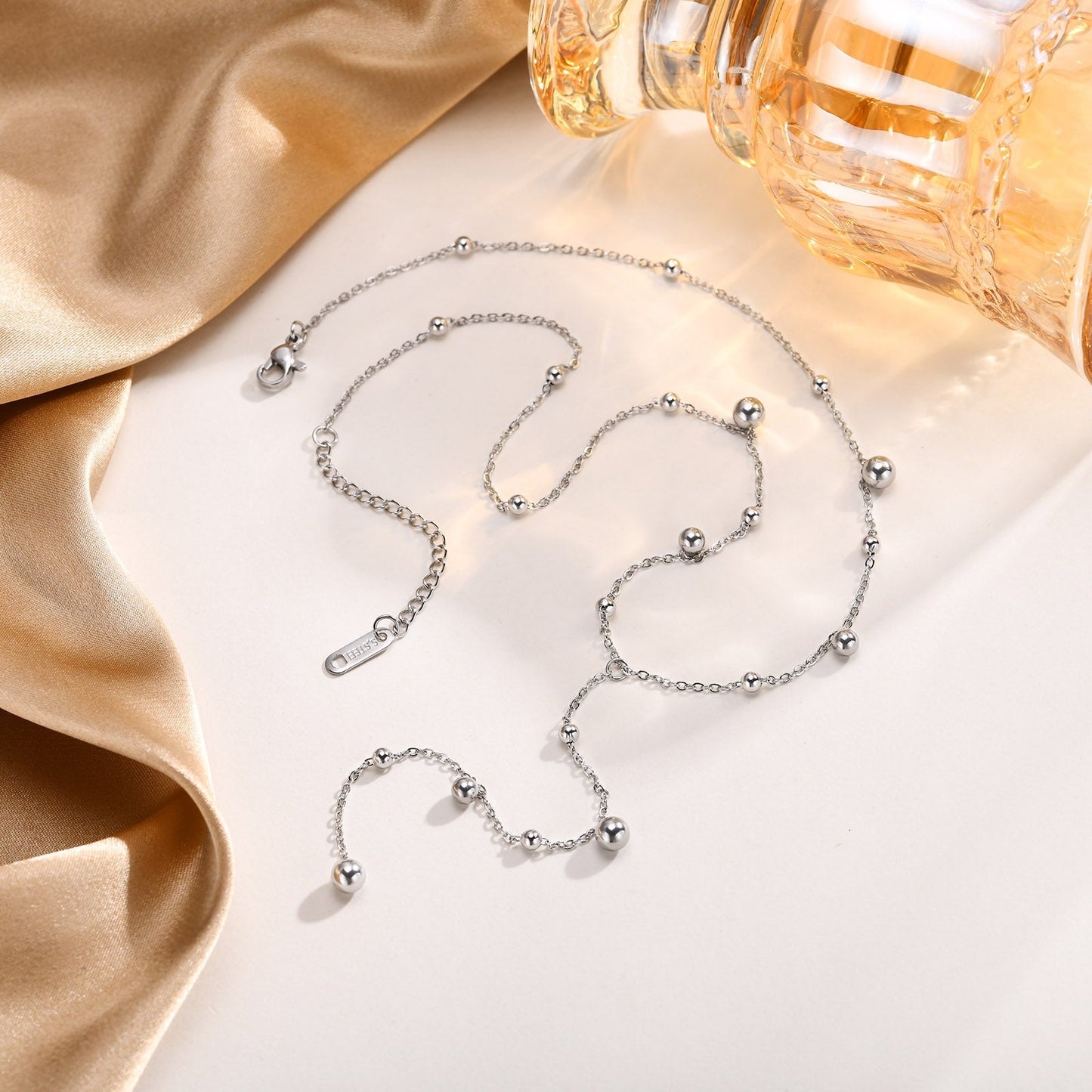 Minerva necklace