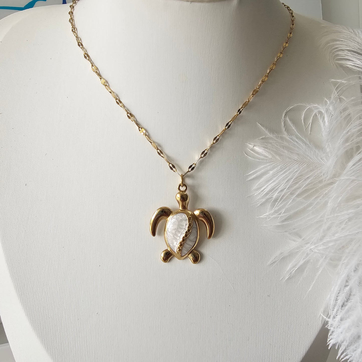 Tortuga necklace