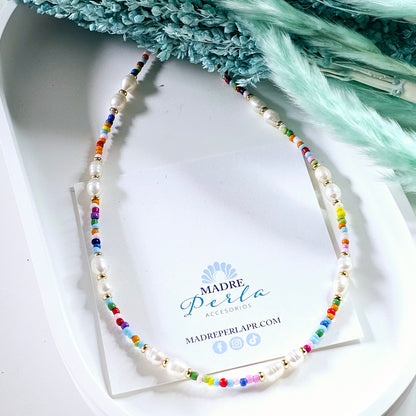 Colorfull beads and pearls necklace