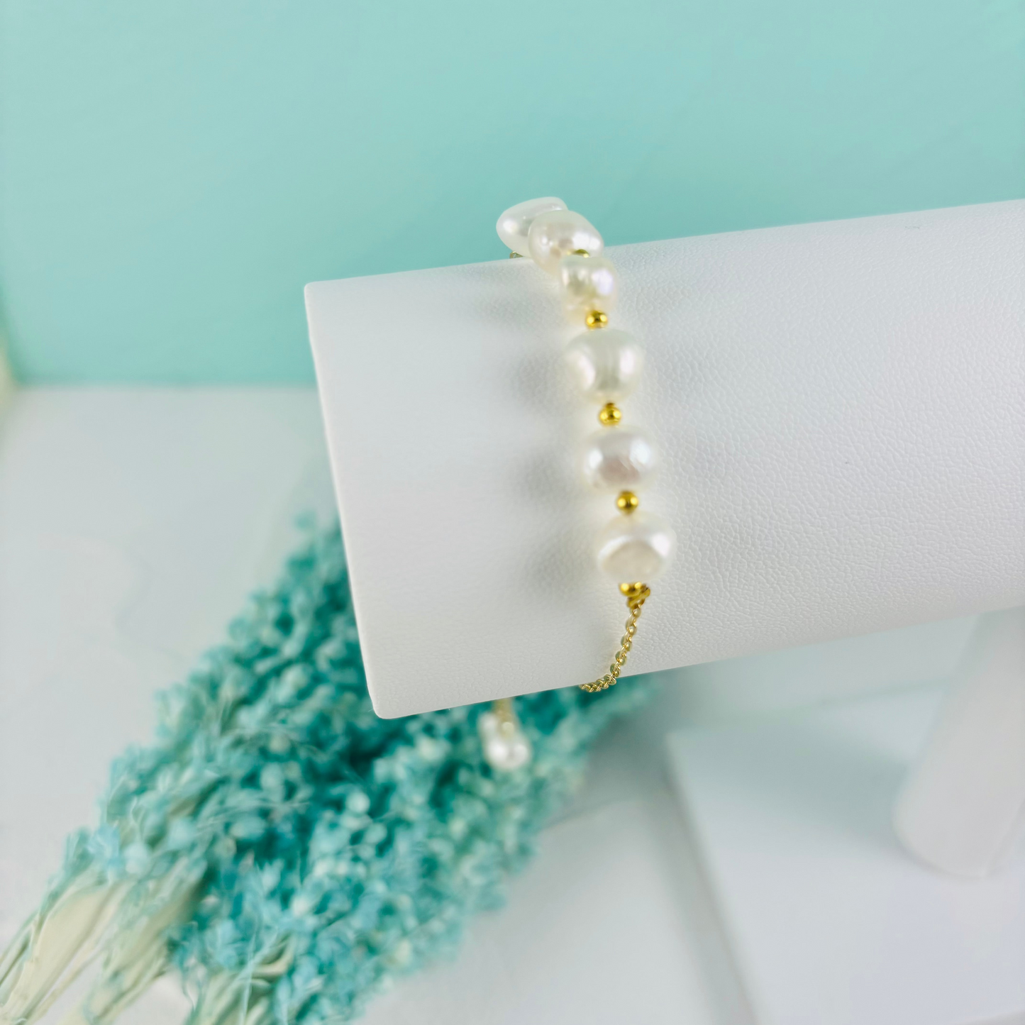 Pearls bracelet