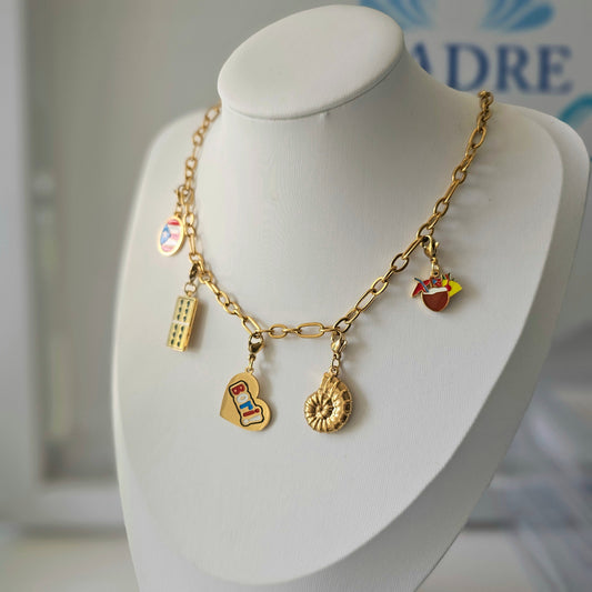 Boricua de pura cepa necklace