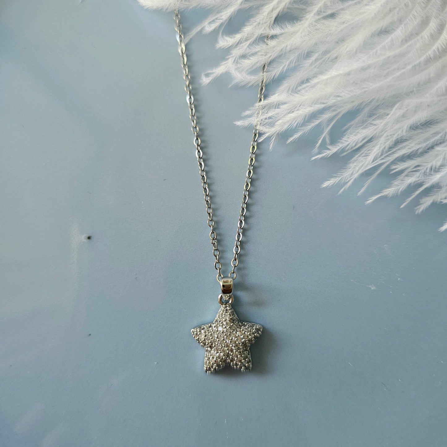 Bright star necklace