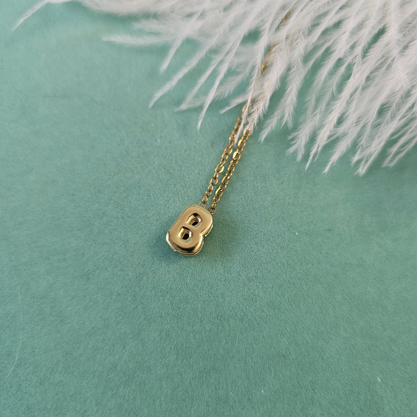 Cadenas iniciales A, B, G, I, N, M