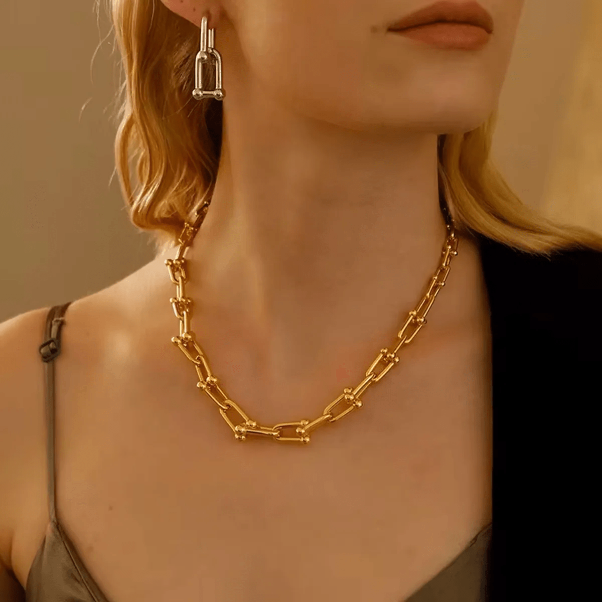 Carol necklace