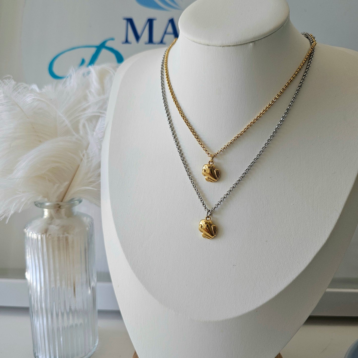 Coqui necklace