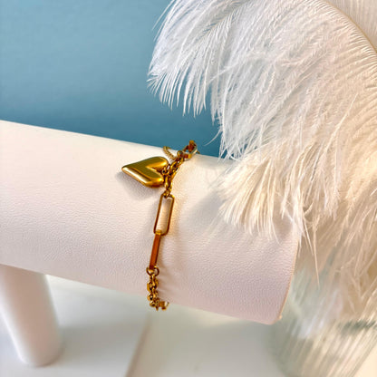 Drop heart bracelet
