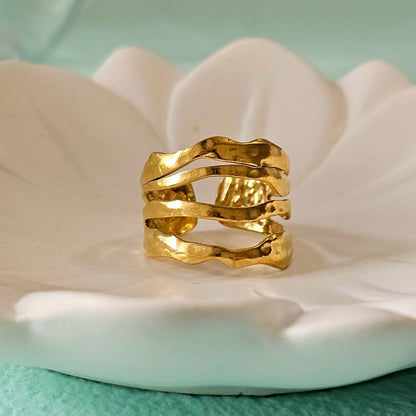 Ring waves