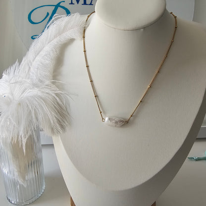 Paola pearl necklace