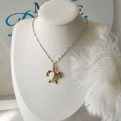 Tortuga necklace