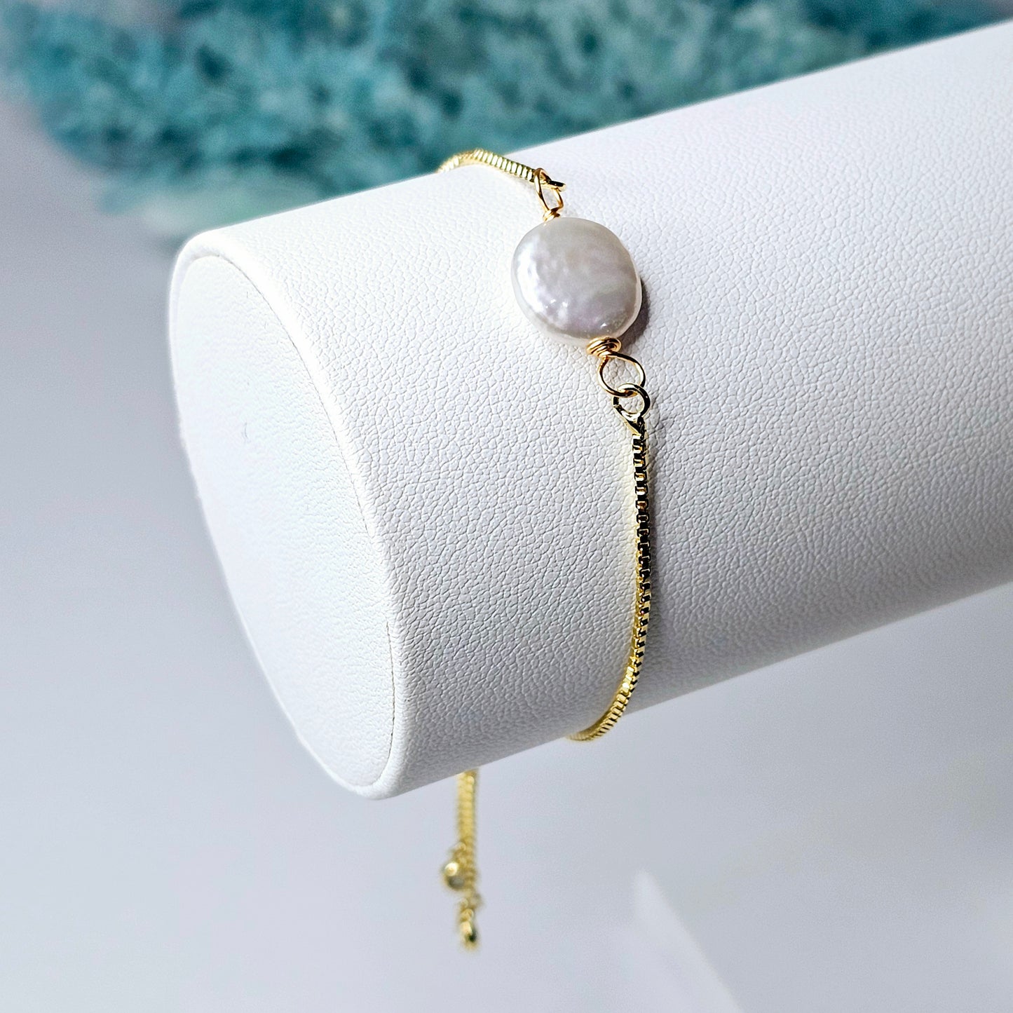 Pearl adjustable bracelet