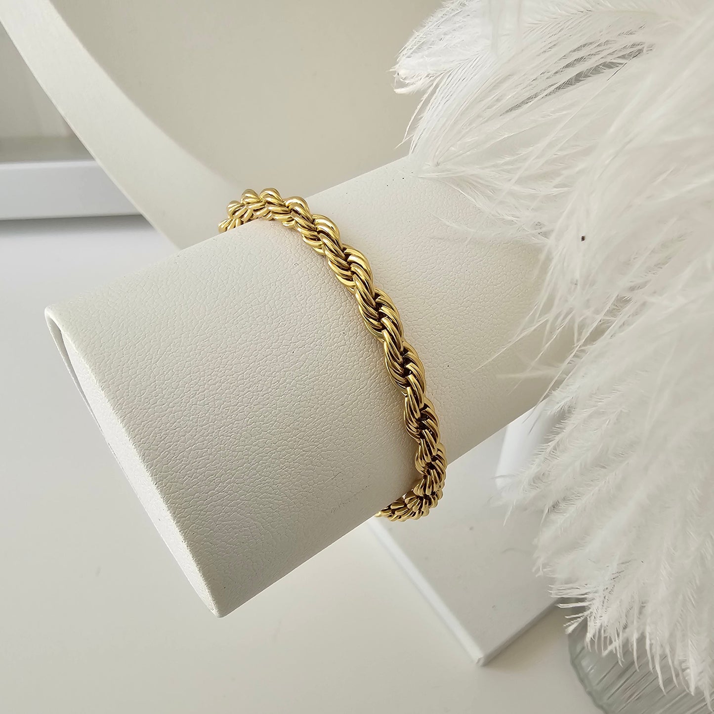 Rope bracelet
