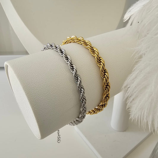 Rope bracelet