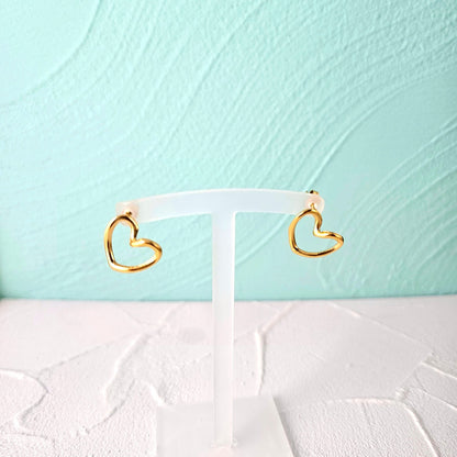 Simple heart earrings
