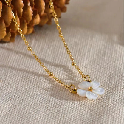 Florece necklace