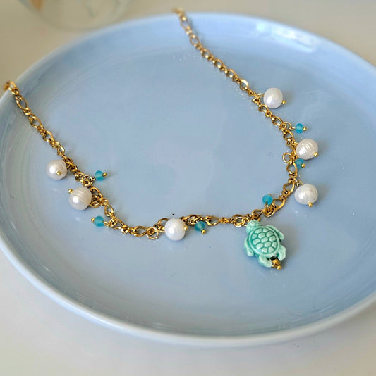 Tortuga marina necklace