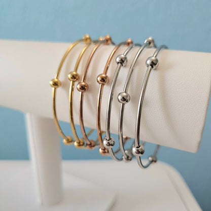 Tricolor dots bangle set